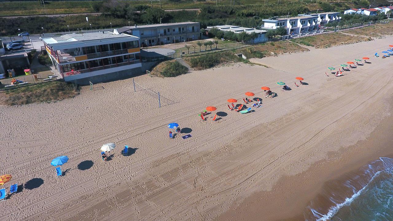 Villaggio Azzurra 테르몰리 외부 사진