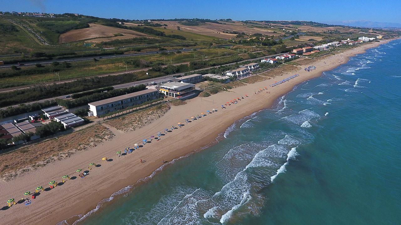 Villaggio Azzurra 테르몰리 외부 사진